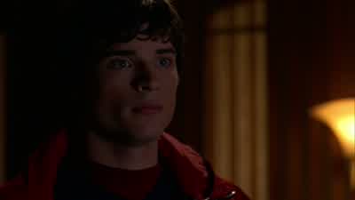 Hey. I was just locking up. I brought your necklace back. - Smallville