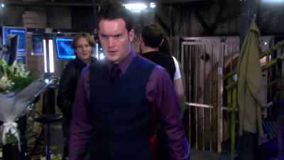 Hey Ianto, come here. - Torchwood