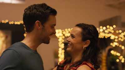 Hey! I'm dancing
without maiming anybody. - The Attraction Test