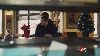 Hey. I'm just at the
diner and John's here. - A Very Country Christmas Homecoming