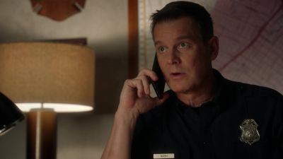 Hey. I'm sorry.
I'm still at work. - 9-1-1