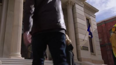 Hey, you in charge? - NCIS