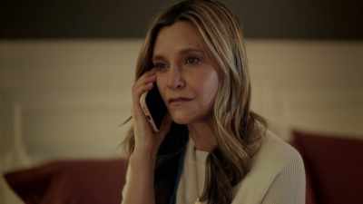  - Hey, this is Angela.
Leave a message after the beep. - The Face I Can't Forget