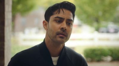 Hey, it's Devon. - The Resident