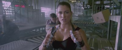 Hey it's not honorable to fight girls - Skiptrace