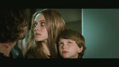Hey, it's okay. - Lights Out