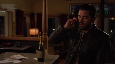 Hey, it's Trace again. Um... - Chesapeake Shores