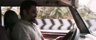 Hey, it's working...trace the
number from which this SMS was sent - Vikram Vedha