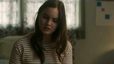 "Hey, Jennie, does McKenna have
a date for the dance yet?" - Light as a Feather