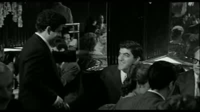 - Hey, Joey. - Raging Bull