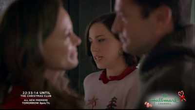 Hey, Jules, have you seen-- - Check Inn to Christmas