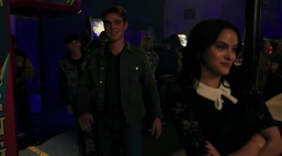 Hey, jump in, jump in. - Riverdale