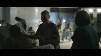 Hey. Just letting my mother
get a little rest. - Five Days at Memorial