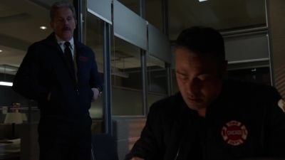 - Hey, Kelly. - Chicago Fire