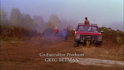 Hey, kids, watch yourselves! - Smallville