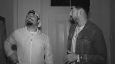 Hey, you know what?
If she passed away right here- - Ghost Brothers: Lights Out
