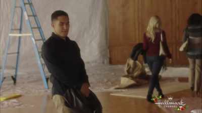 Hey, Laura! Laura! - Enchanted Christmas