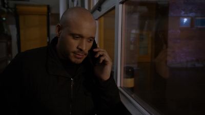 - Hey, Leon.
It's your big bro. - Chicago Fire
