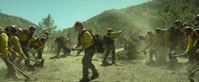 Hey, let's go, Bravo!
Let's go, Bravo!
Kick it up, max level! - Only the Brave