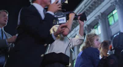 Let's have some crowd control! - RoboCop