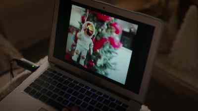 Hey, Lil,
did you know that in space, - Unwrapping Christmas: Lily's Destiny