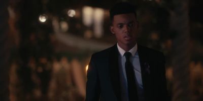 Hey, Lis, you a'ight? - Bel-Air