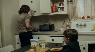 Hey look at my faceI was not thinking something bad about you - The Sixth Sense