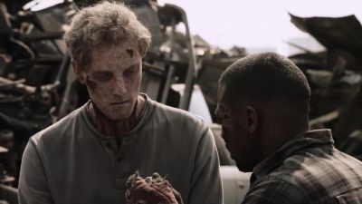 Hey, look at me. - Z Nation