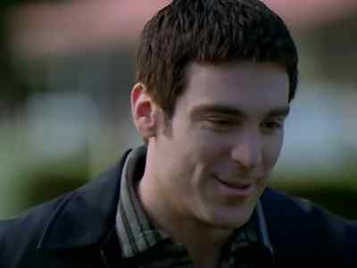 Hey, look at that. - The Pretender