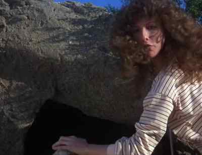Hey, look at this!
I think I've found
something, come here. - Wholly Moses!