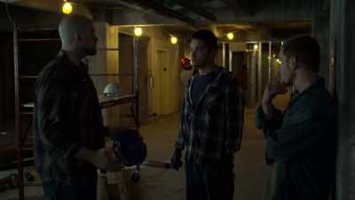 Hey, look, we got a thing tonight.
Make us some real money. - Marvel's The Punisher