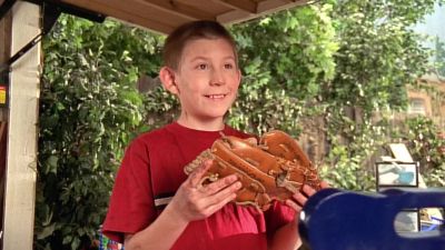 Hey, look!
My glove for baseball. - Malcolm in the Middle