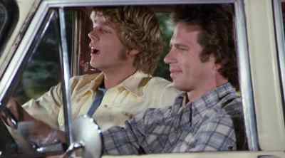 Hey, look up there. - The Dukes of Hazzard