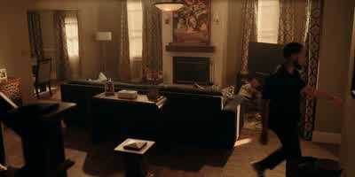 - Hey, Mama. - The Chi