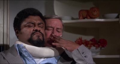 Hey man don't be smokin' while I'm eatin' - The Thing with Two Heads