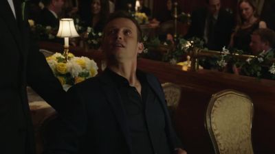 Hey, man.
- Hey. - Blue Bloods