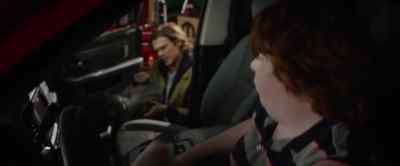 Hey, man, you mind
helping me out with this? - Monster Trucks