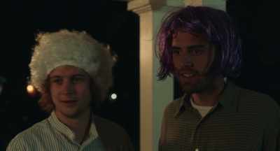 - Hey, man.
- What's goin' on here? Where y'all going? - Shithouse