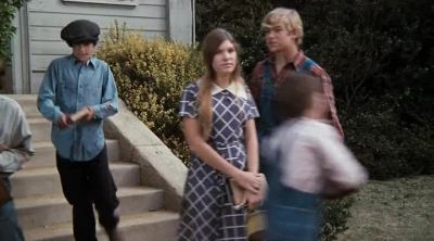Hey, Mary Ellen.. - The Waltons