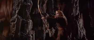 Hey, Mary, it's me.
Will you hold your fire, you leatherhead? - Many Rivers to Cross
