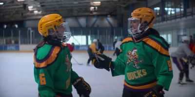 - Hey. Maya. - Oh, hey, Sofi. - The Mighty Ducks: Game Changers