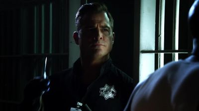 Hey, Mayfield,
lookie here. - CSI: Crime Scene Investigation