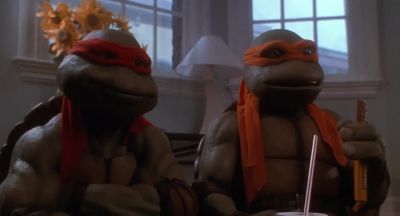 Hey Mike do you think you can crunch any louder - Teenage Mutant Ninja Turtles II: The Secret of the Ooze