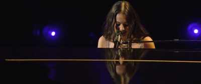 - Hey Miss Dorinda!
- Oh my god! - Olivia Rodrigo: GUTS World Tour