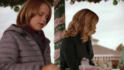 - Hey, mom, how far is
holly pines from chicago again? - Toying with the Holidays