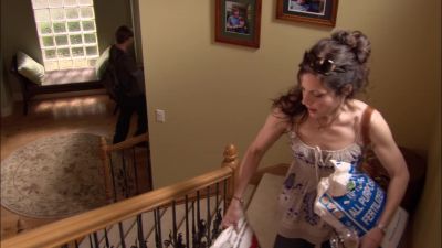 Hey, mom, I just wanna let you know - Weeds