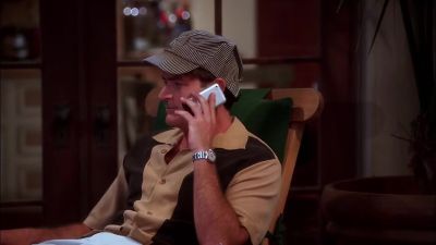 Hey, Mom, it's Charlie. - Two and a Half Men