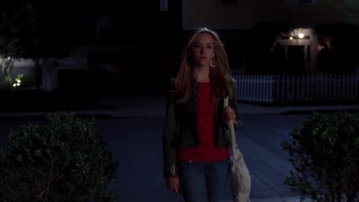 HEY, MOM.
WHAT ARE YOU DOING OUT HERE? - Desperate Housewives