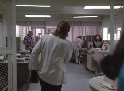 Hey. Morning, Sonny.
Hey, Trudy. - Miami Vice