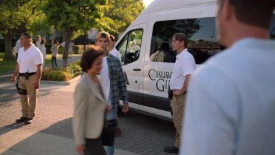 Hey, Mr. Dean, right? - Marvel's Runaways